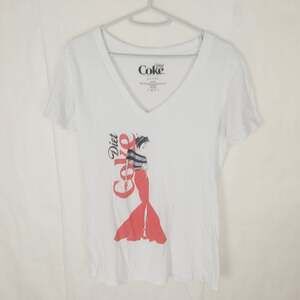 Diet Coke white fashion lady graphic vneck tshirt Size Large Casual Fangear